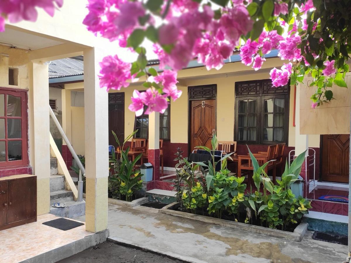 Lisa Homestay Gili Trawangan Exterior photo