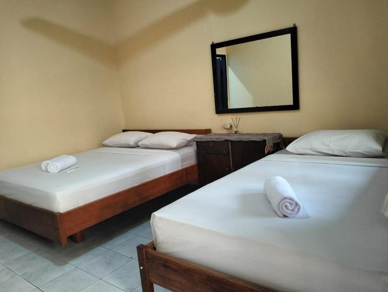 Lisa Homestay Gili Trawangan Exterior photo
